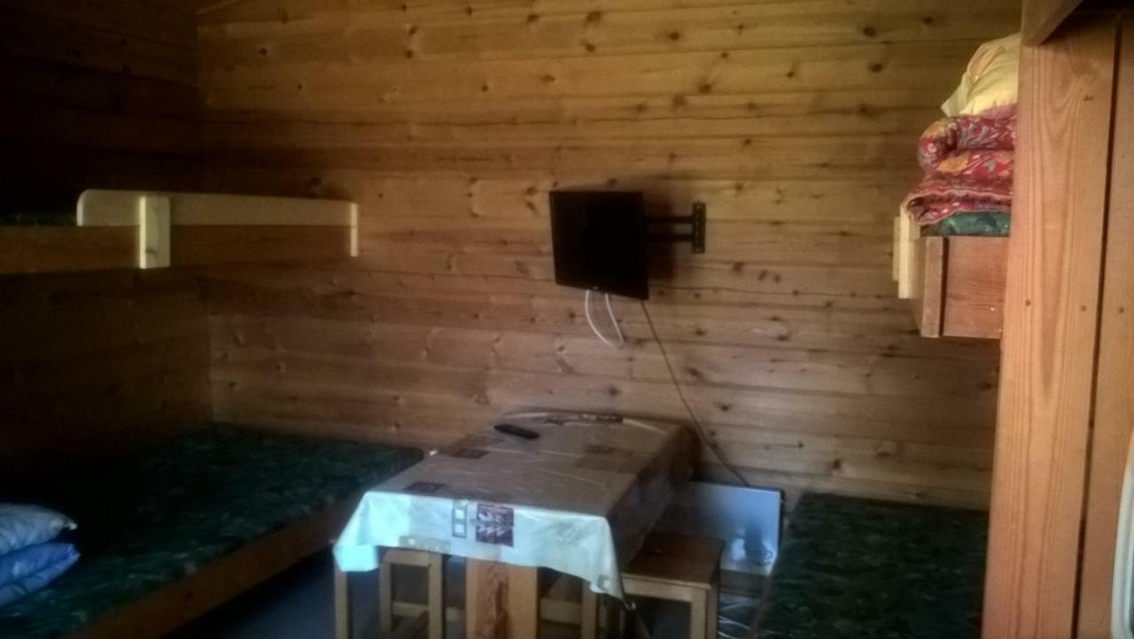 Pirttiniemen Lomakylae Hotel Muurasjarvi Bagian luar foto