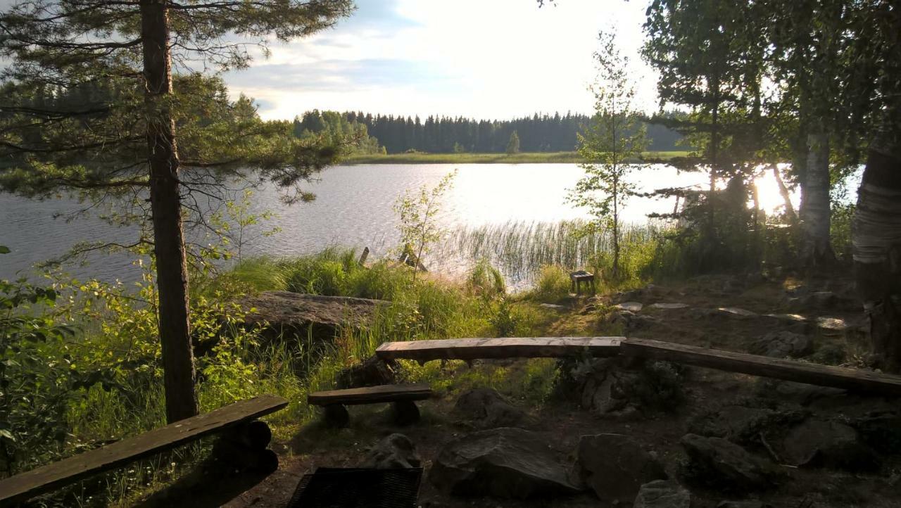 Pirttiniemen Lomakylae Hotel Muurasjarvi Bagian luar foto
