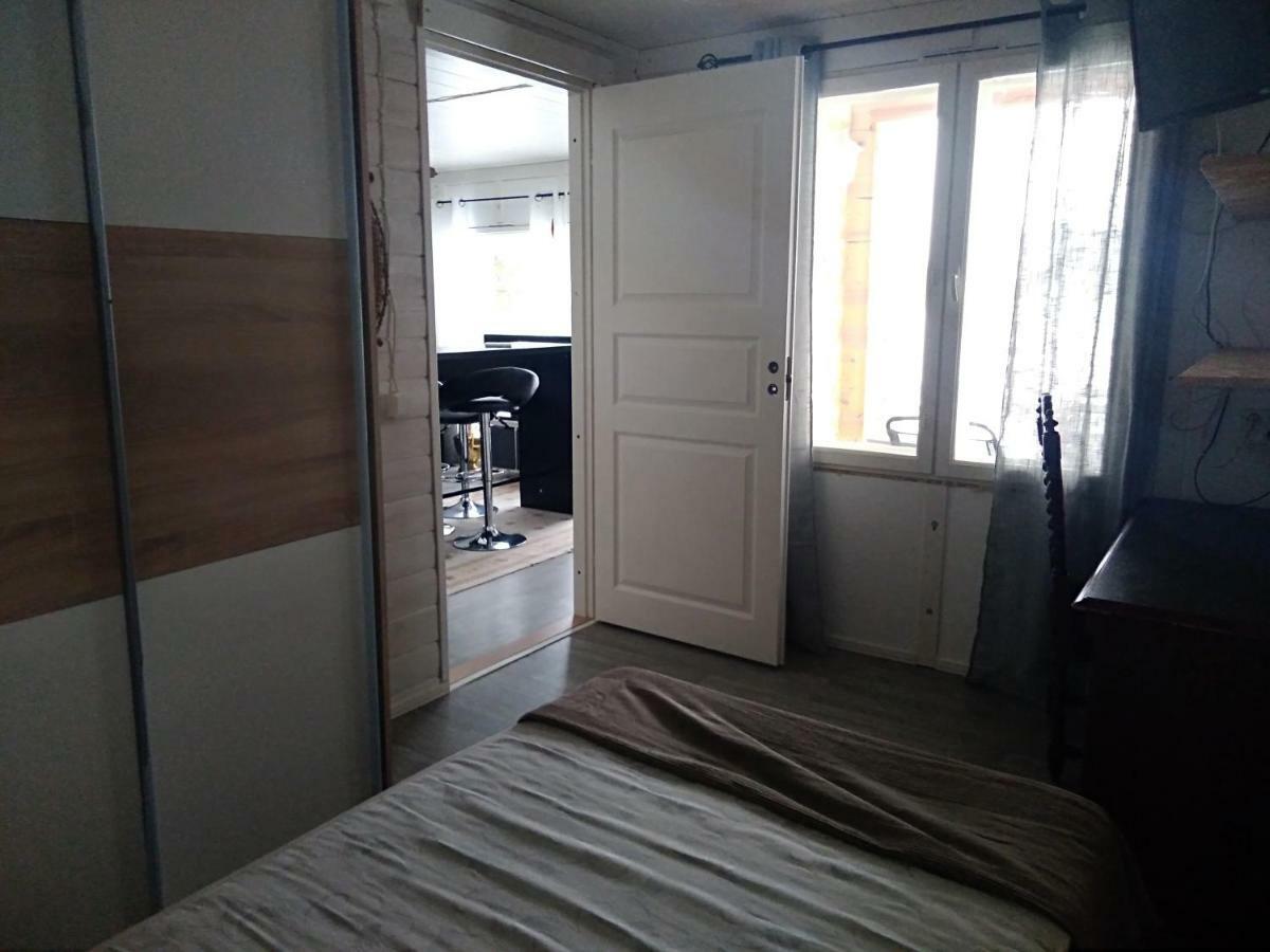 Pirttiniemen Lomakylae Hotel Muurasjarvi Bagian luar foto