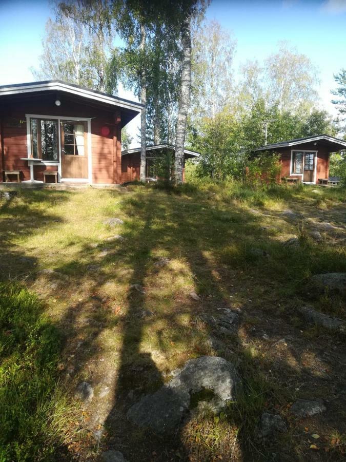 Pirttiniemen Lomakylae Hotel Muurasjarvi Bagian luar foto